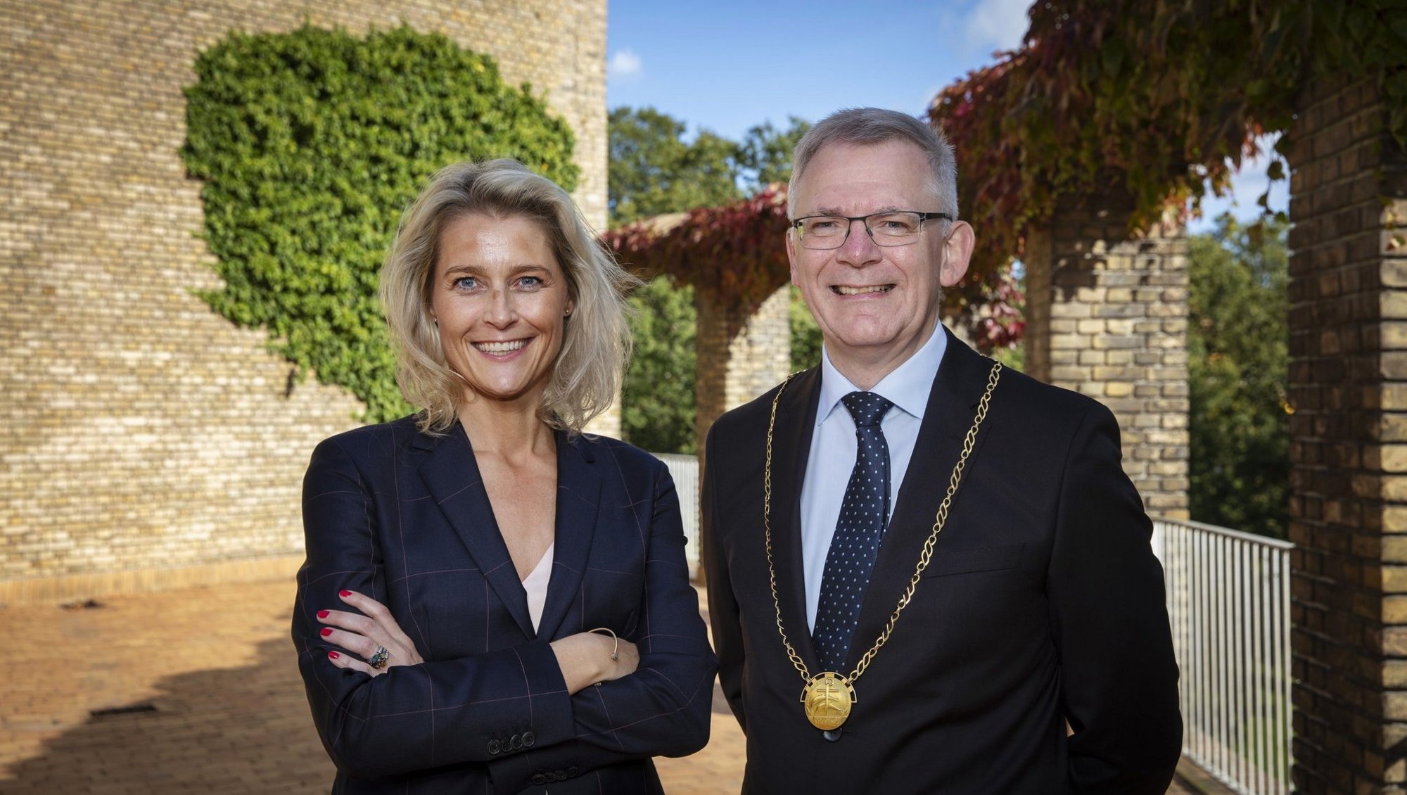 Distinguished alumna 2019 Marianne Dahl with Rector Brian Bech Nielsen